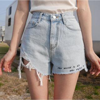 Fray-hem Lettering Denim Shorts