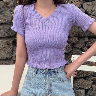 Short Sleeve V-neck Cropped T-shirt
