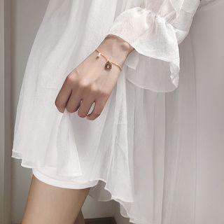 Faux Pearl Dangling Bracelet