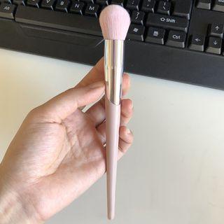 Angled Contour Brush As Shown In Figure - One Size