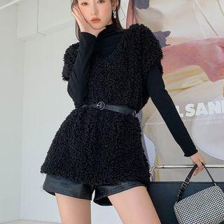 Set: Long-sleeve Mock-neck Top + Short-sleeve Fleece Top
