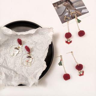 Non-matching Christmas Dangle Earring