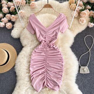 Plain V-neck Ruched Short-sleeve Dress