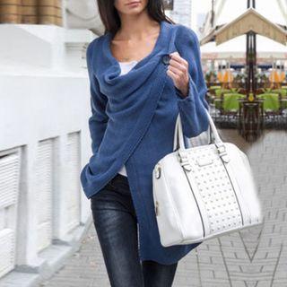 Crowl Neck Knit Top