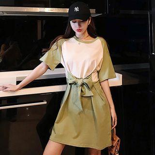 Short-sleeve Raglan A-line Dress
