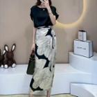 Set: Short-sleeve T-shirt + Floral Midi Pencil Skirt