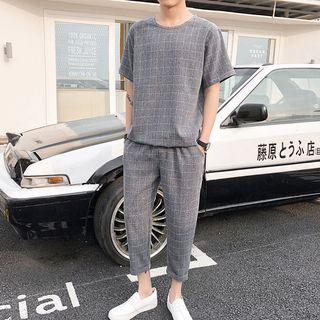 Set: Plaid Short-sleeve T-shirt + Capri Sweatpants