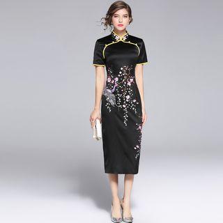 Short-sleeve Embroidered Qipao Midi Dress