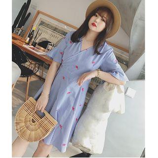 V-neck Elbow-sleeve Striped Shift Dress