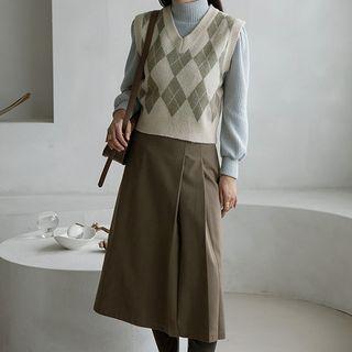 Pleated-detail Long A-line Skirt