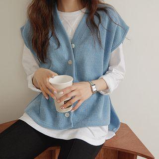 Sleeveless Dip-back Cardigan