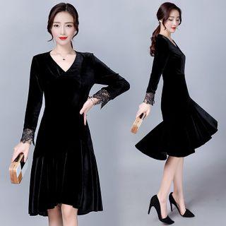 Lace-cuff Long-sleeve A-line Velvet Dress