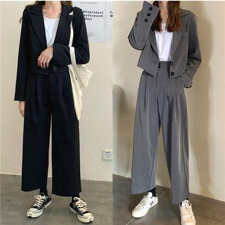 Crop Blazer / Loose-fit Dress Pants
