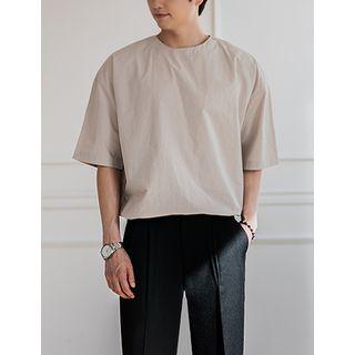 Button-side Oversized T-shirt