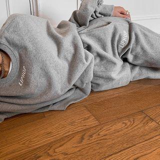 Set: Liphop Embroidered Boxy Pullover + Jogger Pants