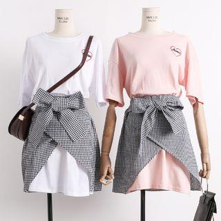 Embroidered Long T-shirt With Asymmetric Skirt