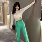 Striped Side Sweatpants / Long-sleeve T-shirt