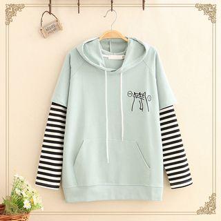 Mock Two-piece Cat Embroidered Hoodie