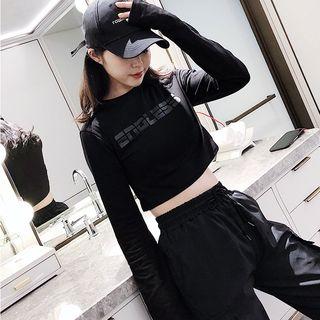 Cropped Lettering Long-sleeves T-shirt Black - One Size