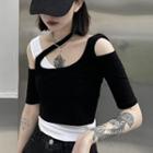 Short-sleeve Mock Two-piece Cutout Crop Top Black & White - One Size