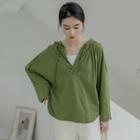 V-neck Hoodie Green - One Size