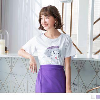 Short Sleeve Beaded Print T-shirt