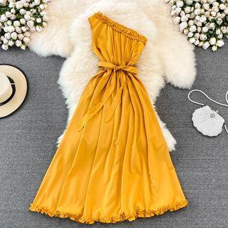 Single Shoulder Frilled Maxi Dress