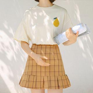 Pear Print Short-sleeve T-shirt / Plaid A-line Skirt