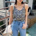 Sleeveless Slit-side Floral / Paisley Top