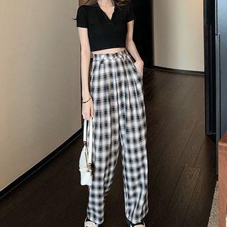 Short-sleeve V-neck T-shirt / Plaid Wide Leg Pants