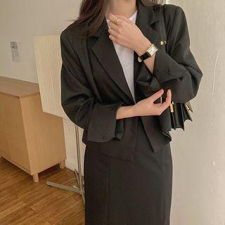 Notch-lapel Crop Blazer