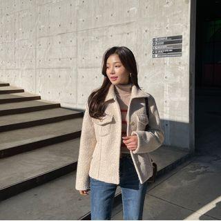 Flap-pocket Boucl  Trucker Jacket