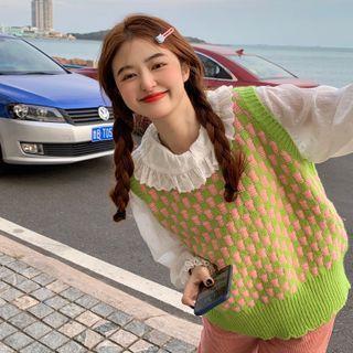 Long-sleeve Ruffled Blouse / Checkered Sweater Vest