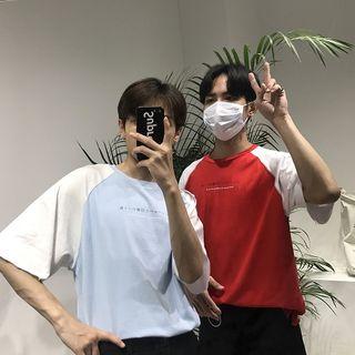 Elbow-sleeve Raglan Printed T-shirt