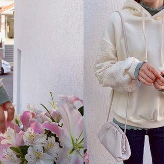 Lace-sleeve Hooded Fleece-lined Pullover