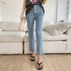 Zip-fly Straight-cut Jeans