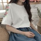 Embroidered Short-sleeve Cold Shoulder T-shirt