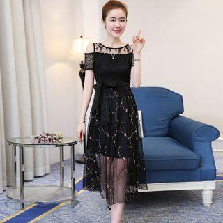 Floral Embroidered Cold Shoulder Short-sleeve A-line Midi Dress