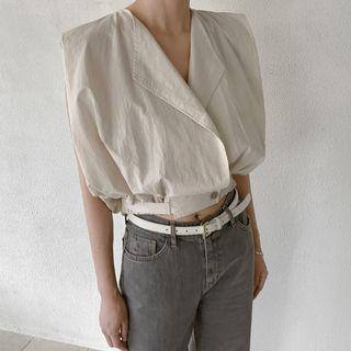 Sleeveless Tie-hem Blouse