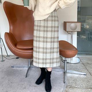 Slit-back H-line Long Plaid Skirt