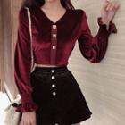 Cropped Long-sleeve Velvet Top / Quilted Buttoned Shorts