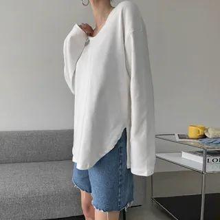 Drop-shoulder Curve-hem T-shirt