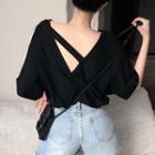 Short Sleeve V-back T-shirt