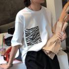 Elbow-sleeve Zebra Print Paneled T-shirt