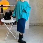 Cut-out Sweatshirt / Midi Pencil Skirt