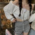 Puff-sleeve Off Shoulder Top / Striped Shorts