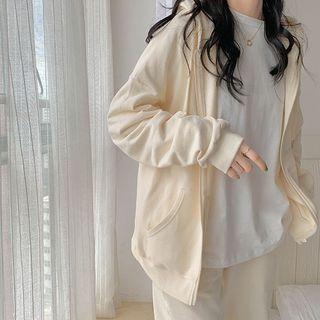 Zip-up Hoodie / Straight-cut Pants