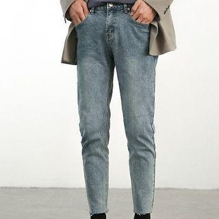 Fray Hem Straight-fit Jeans