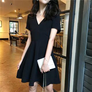 Short-sleeve Plain High-waist V-neck Mini Dress