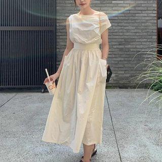Sleeveless Plain Midi A-line Dress Off-white - One Size